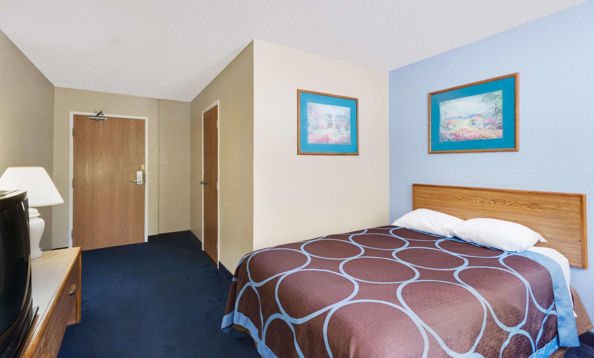 Super 8 By Wyndham Newburgh/West Point Stewart Intl Airport Motel Kültér fotó