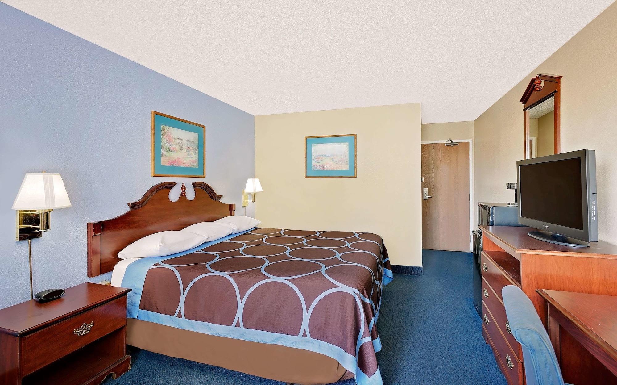 Super 8 By Wyndham Newburgh/West Point Stewart Intl Airport Motel Kültér fotó