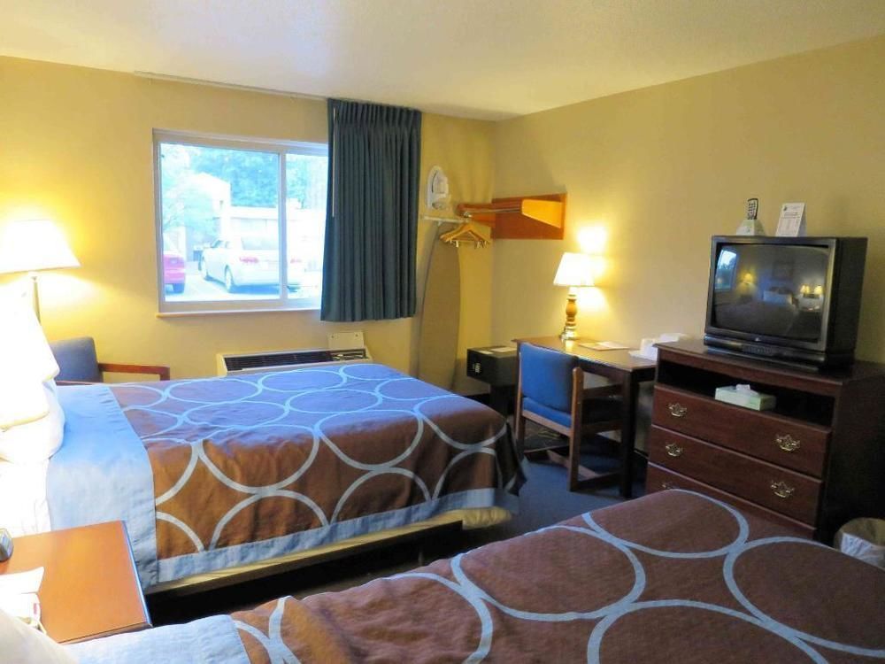 Super 8 By Wyndham Newburgh/West Point Stewart Intl Airport Motel Kültér fotó